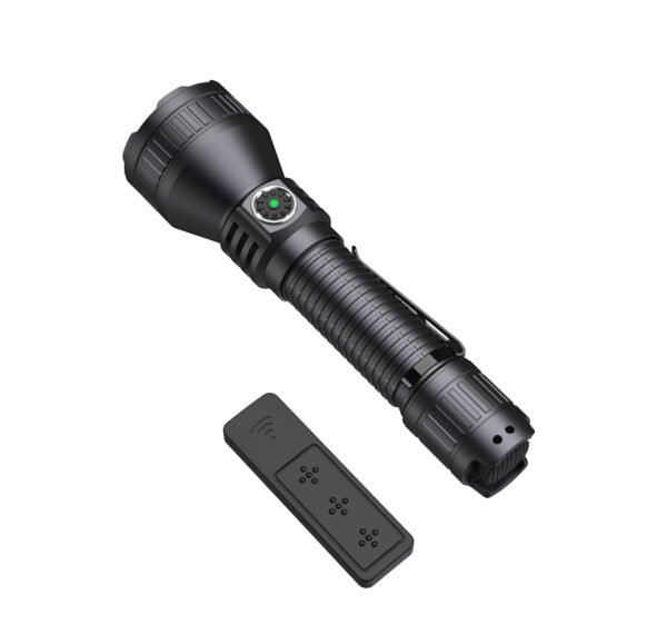 3200 Lumens 1000 meters beam flashlight with wireless switch control